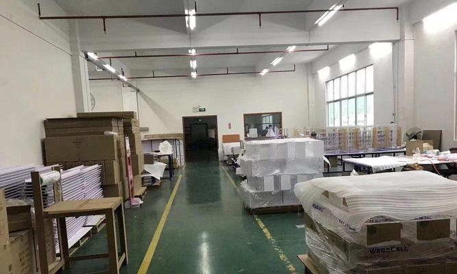 凤凰工业（探索创新、持续发展、引领行业变革）