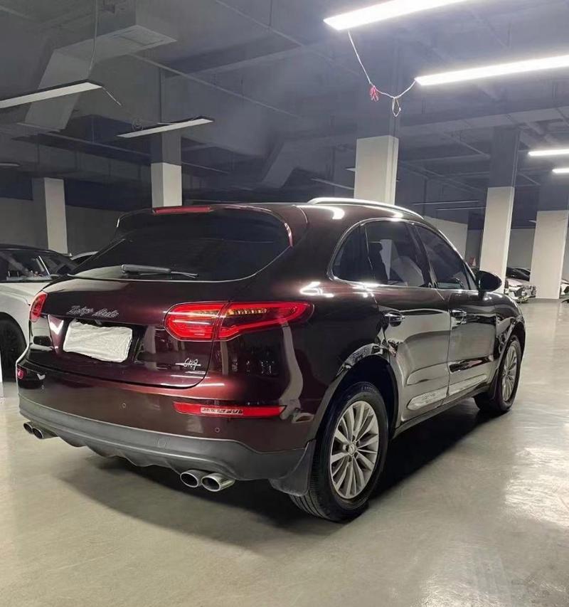 众泰保时捷性能的评价与分析（探索众泰保时捷的驾驶体验，揭秘性能细节）