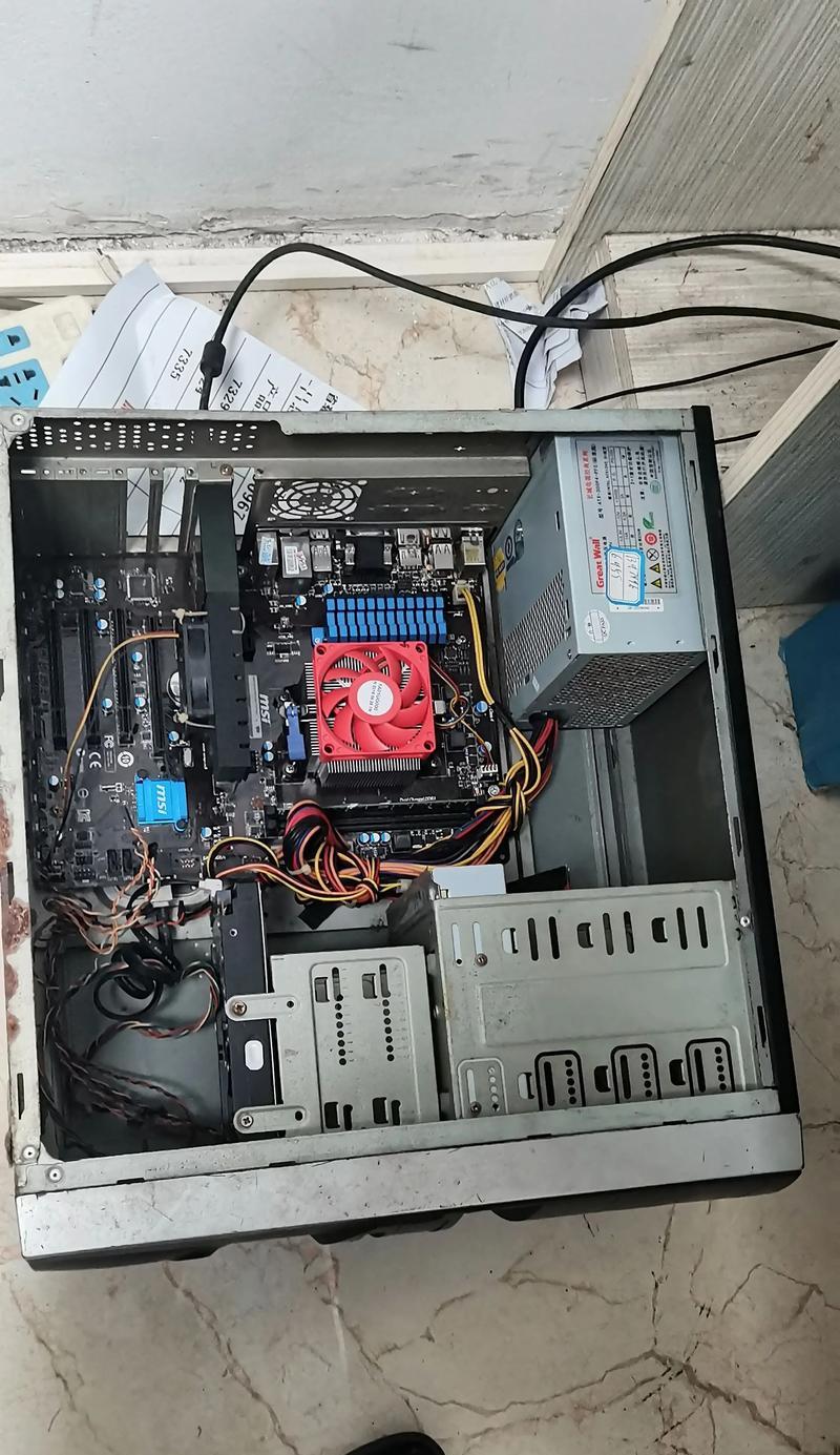 家庭教育中电脑开不了机的应对之道（解决电脑开不了机问题的关键在于家长的引导和孩子的学习态度）